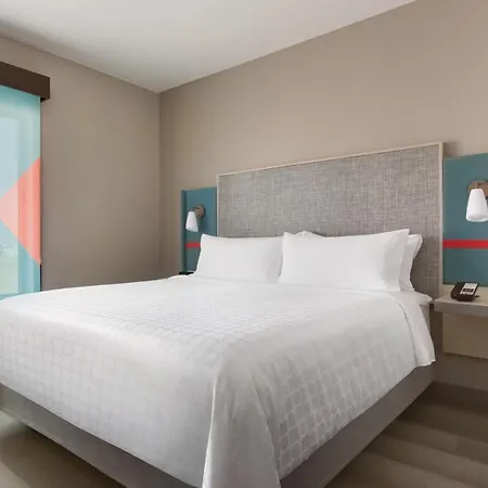 Avid Hotel - Ft Lauderdale Airport - Cruise By Ihg